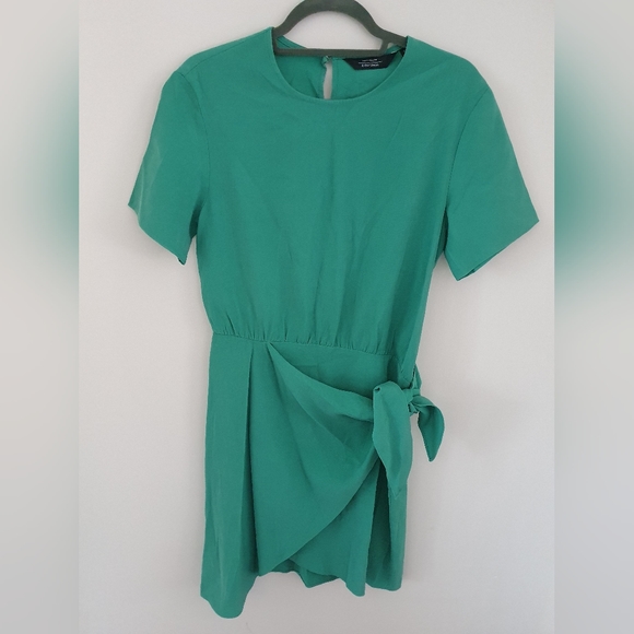 & Other Stories Green Mini Tie Waist Dress - Picture 2 of 9